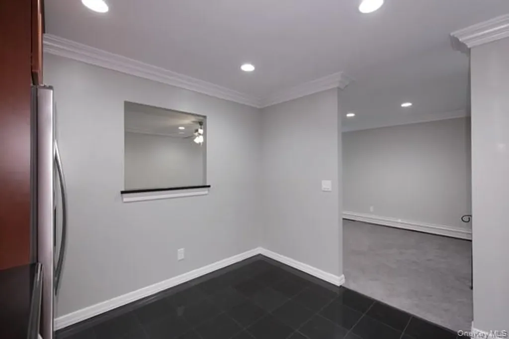 20 Trafalgar Place Coram NY 11727