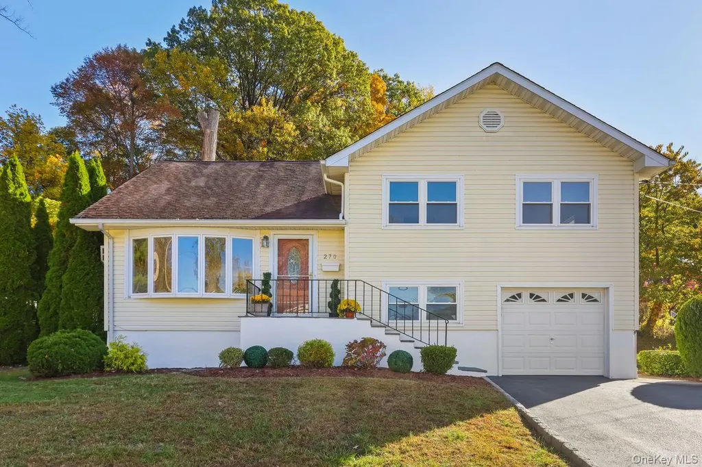270 Pembrook Drive Yonkers NY 10710