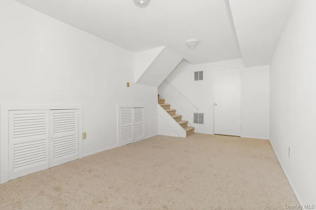 270 Pembrook Drive Yonkers NY 10710