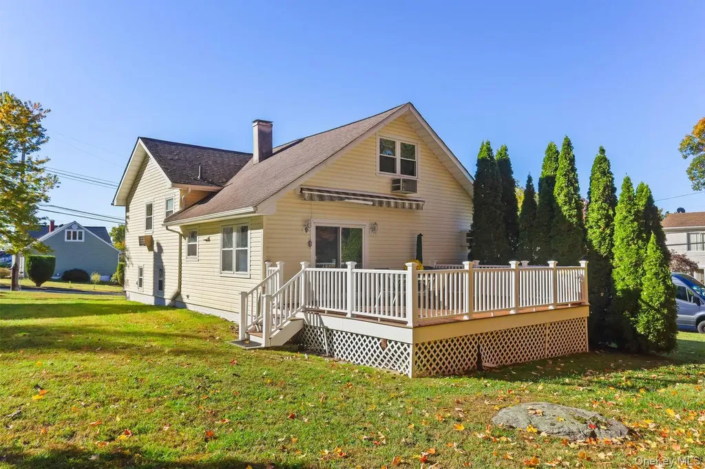270 Pembrook Drive Yonkers NY 10710