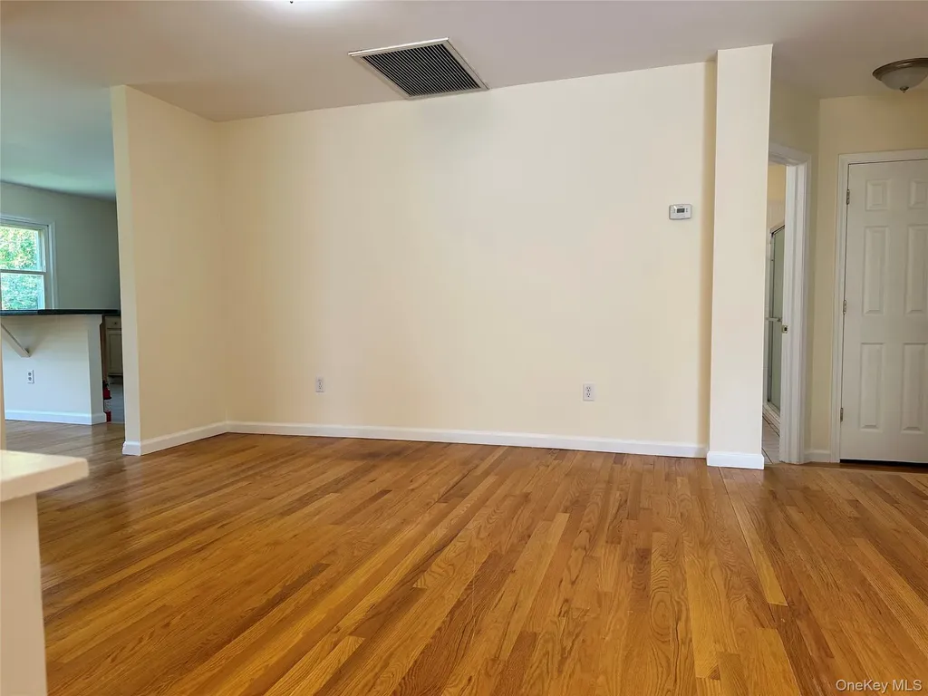 14 Givens Lane Fishkill NY 12524