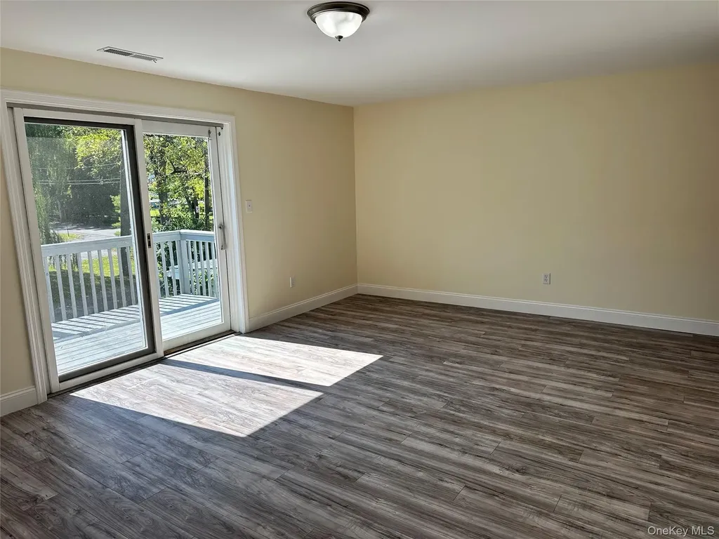 14 Givens Lane Fishkill NY 12524
