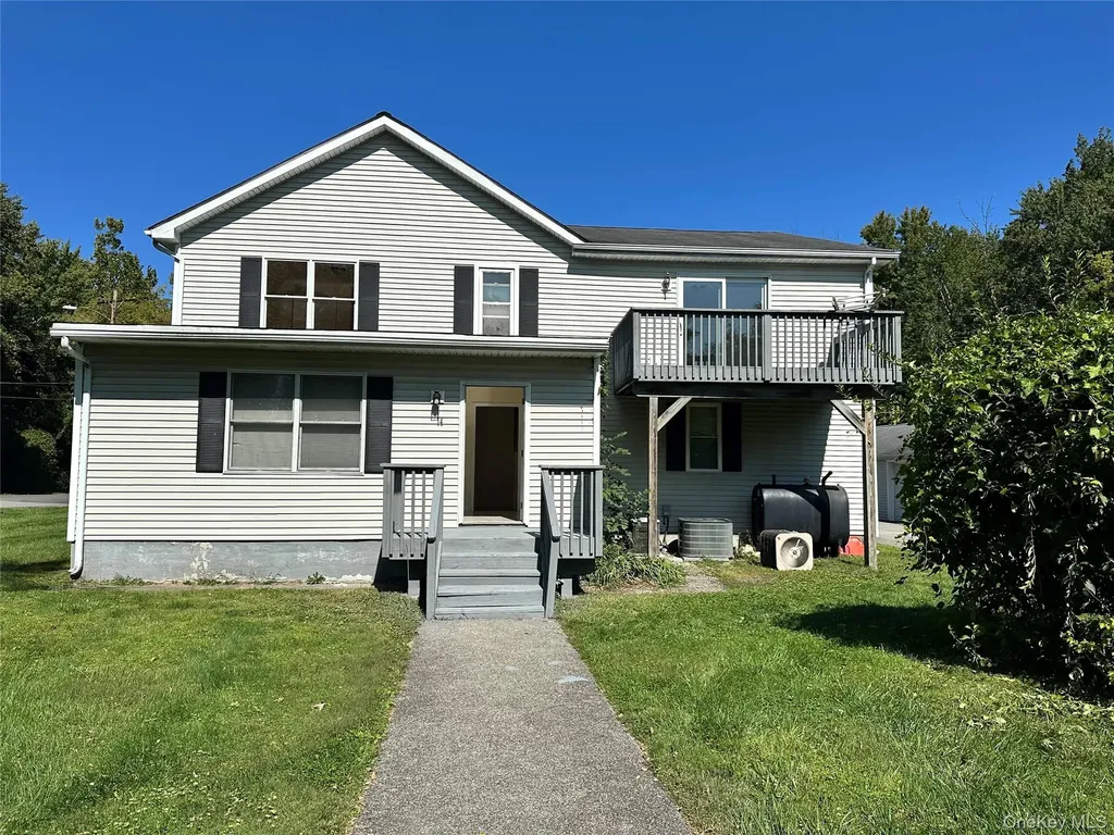 14 Givens Lane Fishkill NY 12524