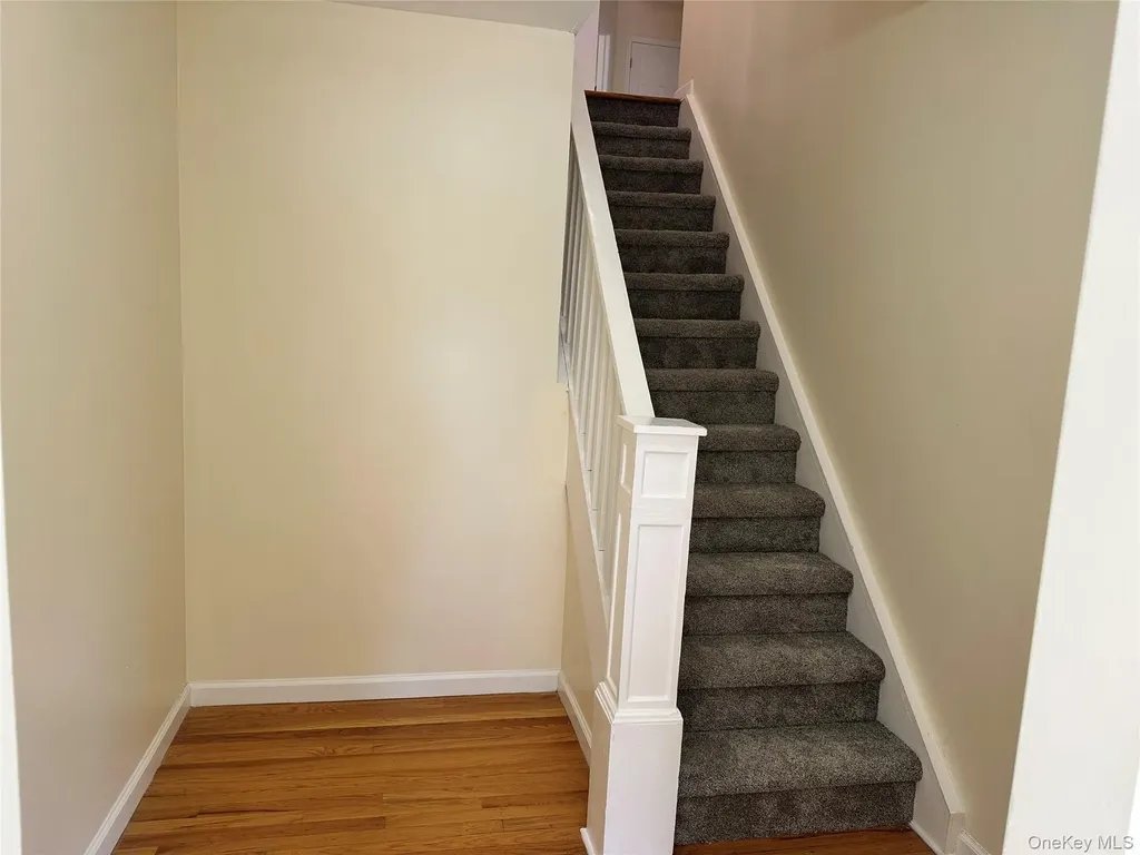 14 Givens Lane Fishkill NY 12524