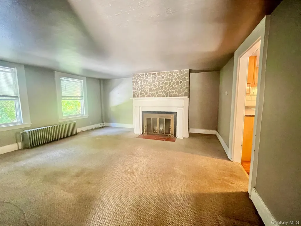 14 Coffey Avenue New Windsor NY 12553