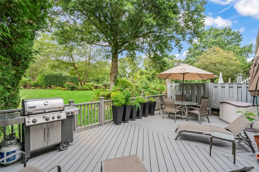 154 Hidden Ridge Drive Syosset NY 11791