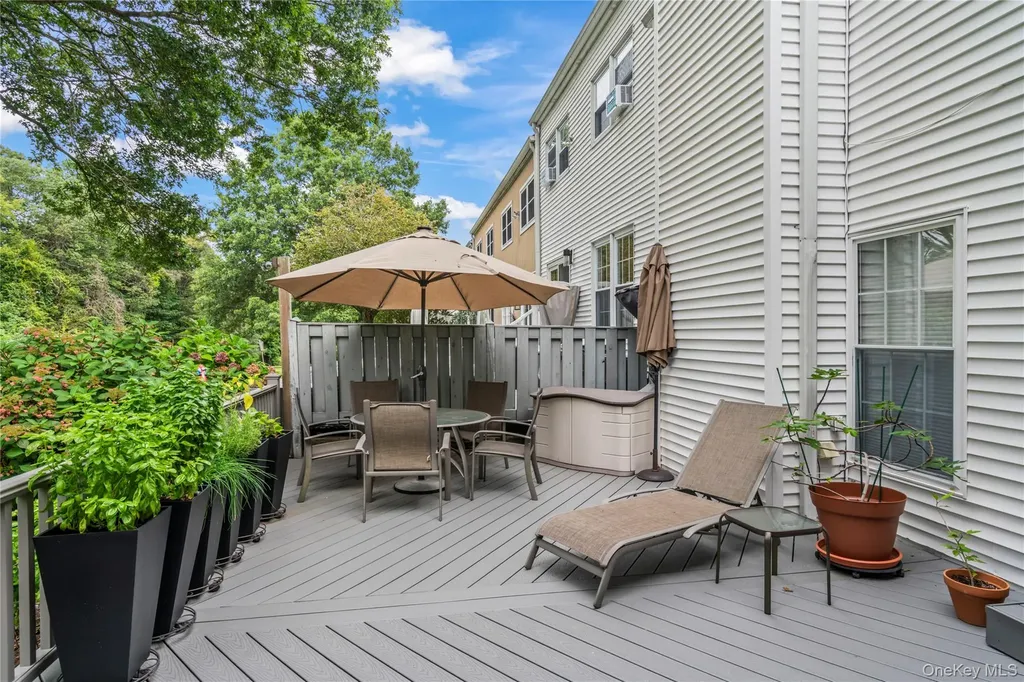 154 Hidden Ridge Drive Syosset NY 11791