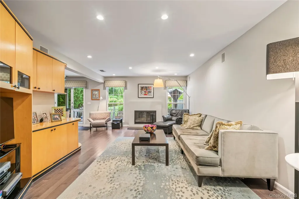 154 Hidden Ridge Drive Syosset NY 11791