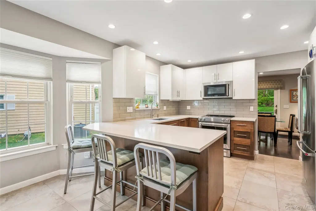 154 Hidden Ridge Drive Syosset NY 11791