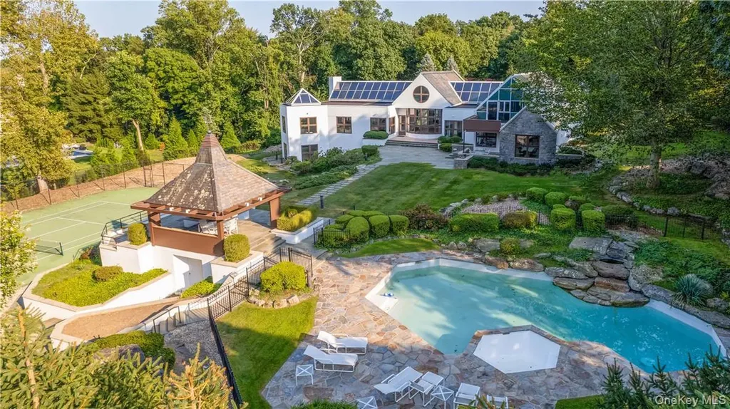 40 Polly Park Road Rye NY 10580