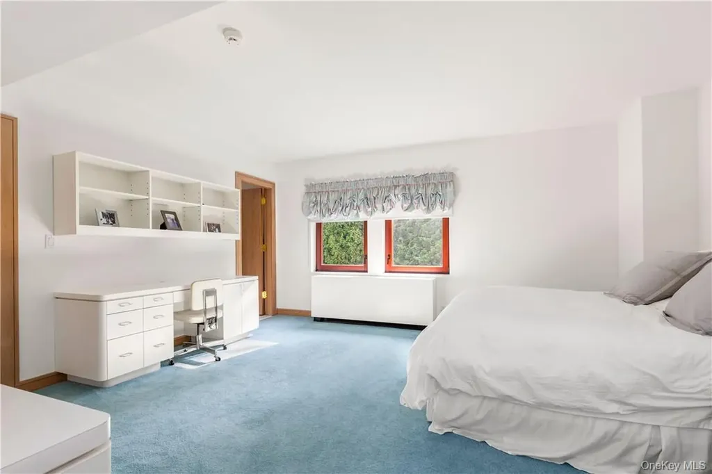 40 Polly Park Road Rye NY 10580