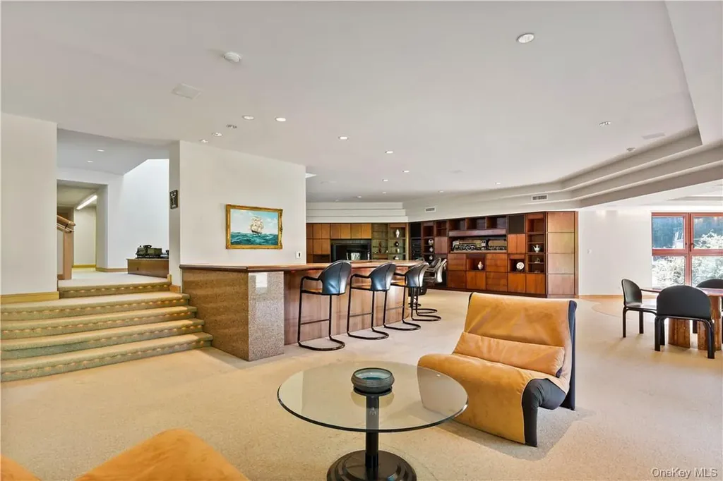 40 Polly Park Road Rye NY 10580