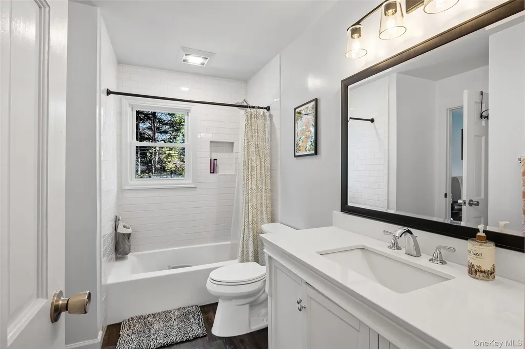 29 Ashland Drive Kings Park NY 11754