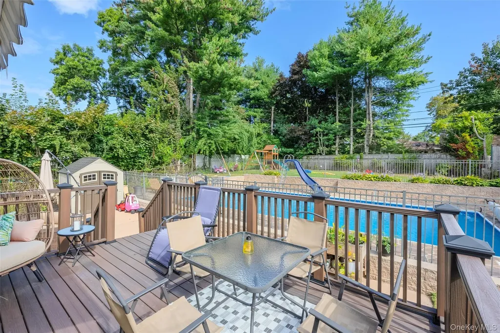 29 Ashland Drive Kings Park NY 11754