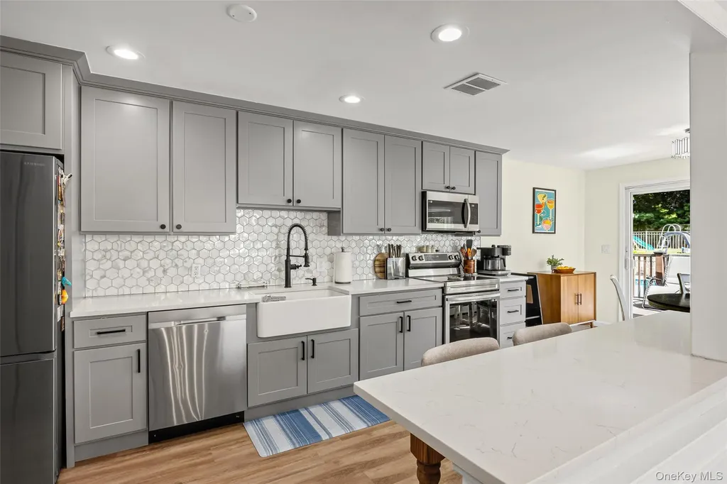 29 Ashland Drive Kings Park NY 11754