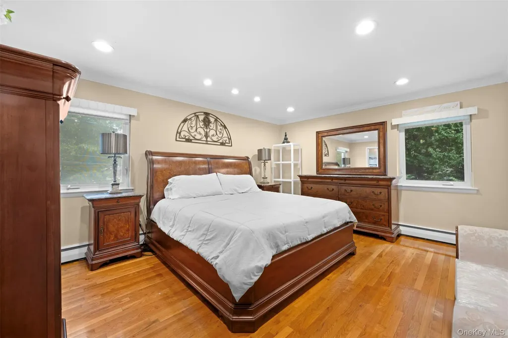 7 Maxwell Drive Westbury NY 11590