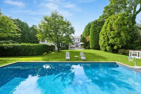 48 Captains Neck Lane Southampton NY 11968