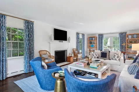48 Captains Neck Lane Southampton NY 11968