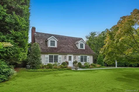 48 Captains Neck Lane Southampton NY 11968