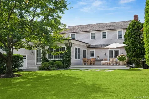 48 Captains Neck Lane Southampton NY 11968