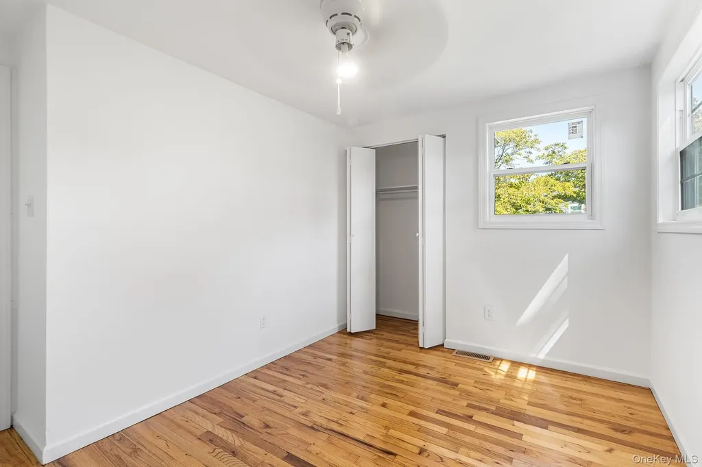 2905 Beechnut Avenue Medford NY 11763