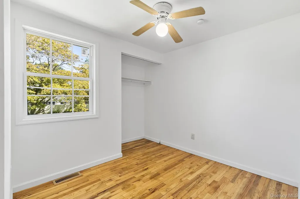 2905 Beechnut Avenue Medford NY 11763