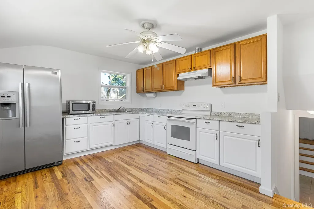 2905 Beechnut Avenue Medford NY 11763