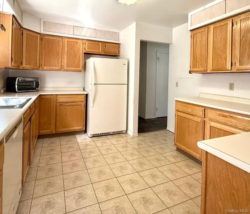 51 Stuart Drive Poughkeepsie NY 12603