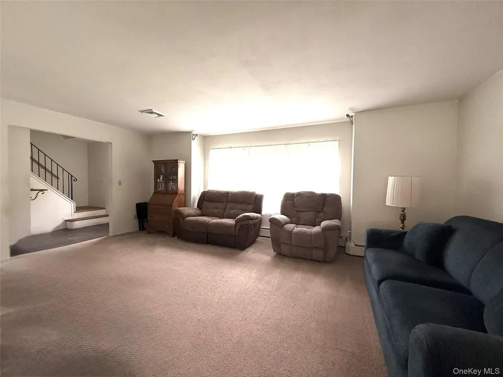 51 Stuart Drive Poughkeepsie NY 12603