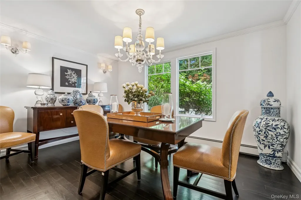 38 W Meadow Road Setauket NY 11733