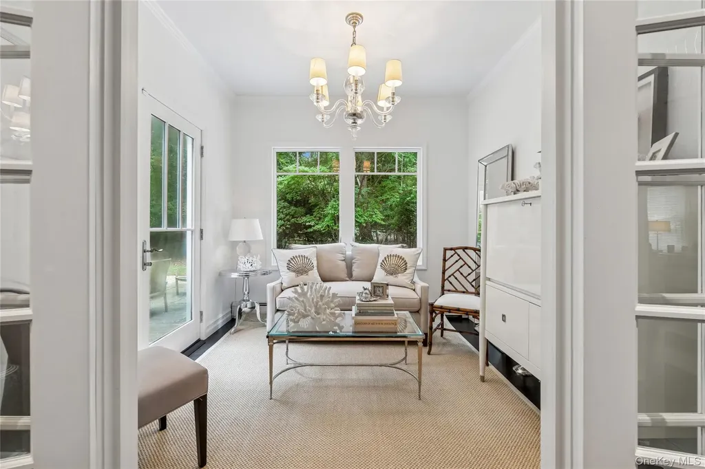 38 W Meadow Road Setauket NY 11733