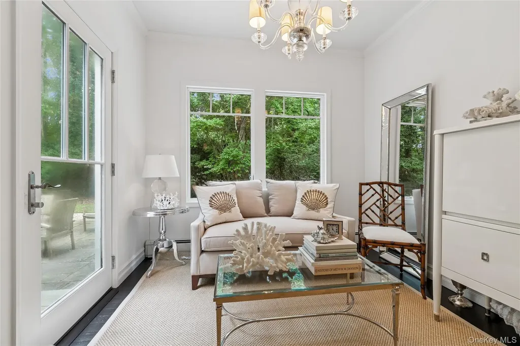 38 W Meadow Road Setauket NY 11733