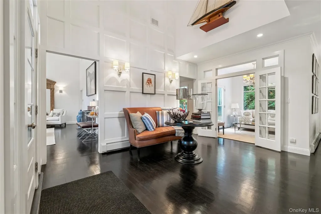 38 W Meadow Road Setauket NY 11733