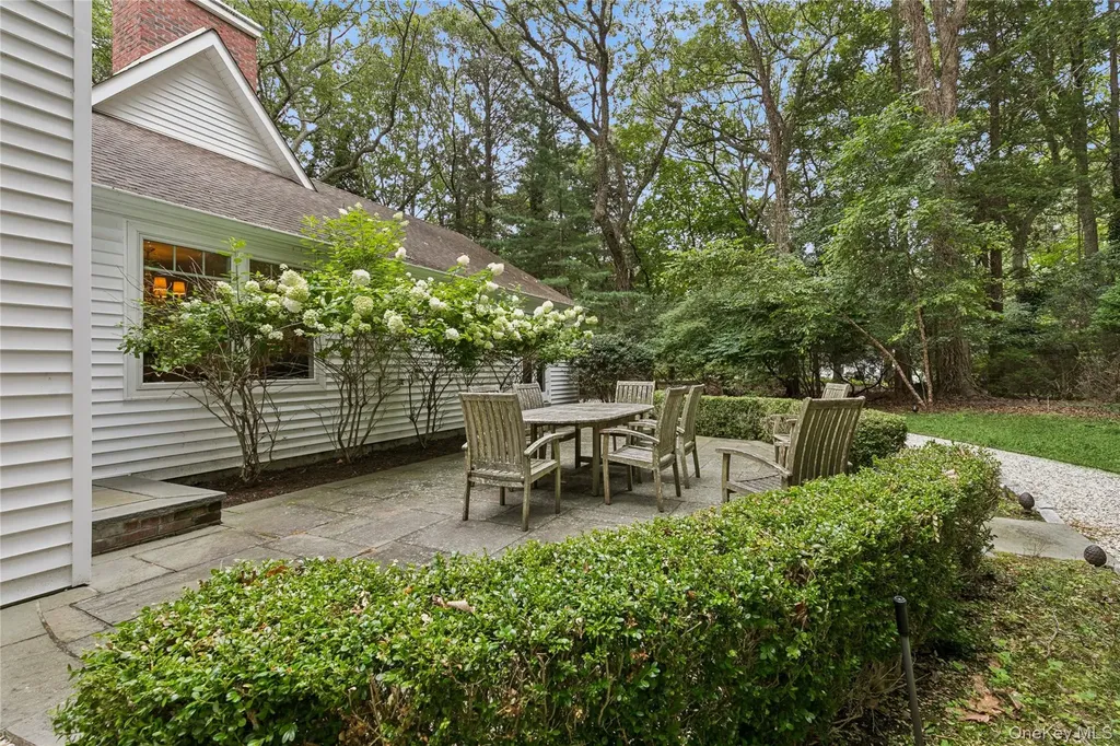 38 W Meadow Road Setauket NY 11733