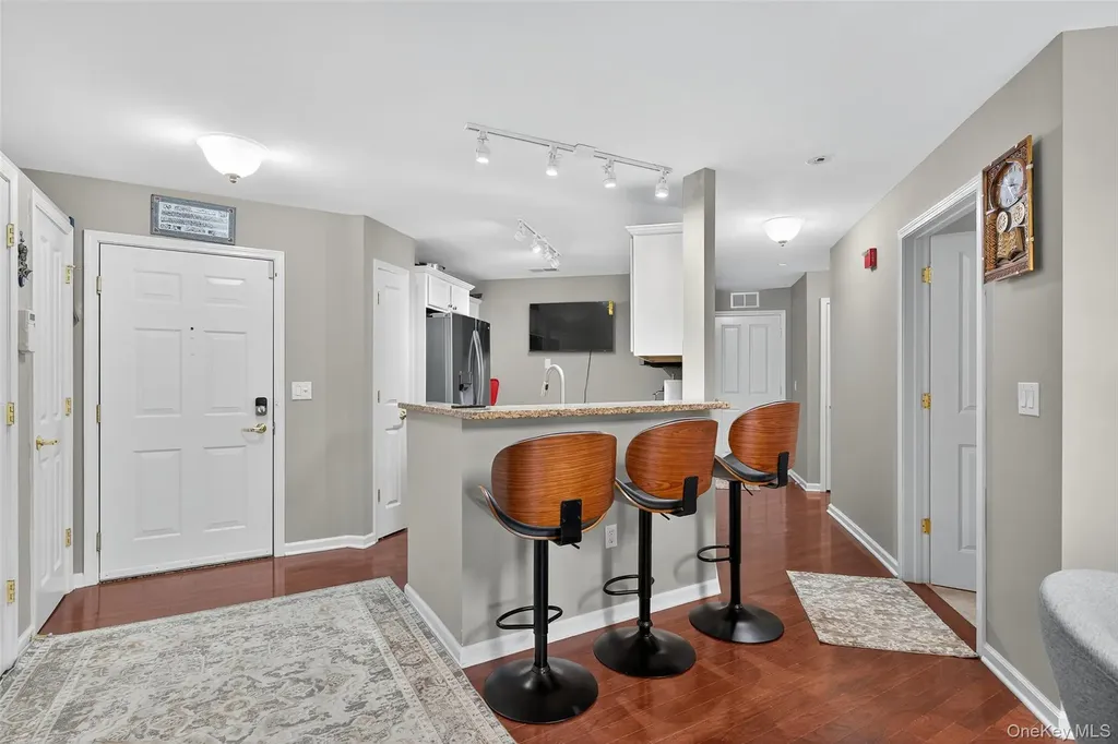 1207 Round Pointe Drive Haverstraw NY 10927