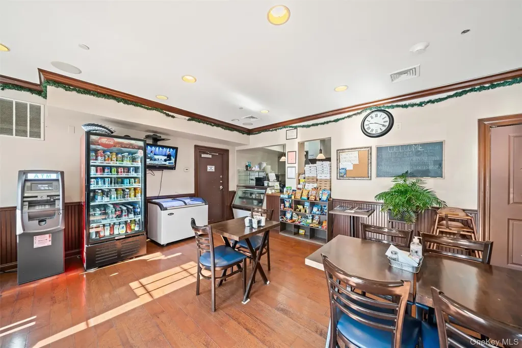 1207 Round Pointe Drive Haverstraw NY 10927