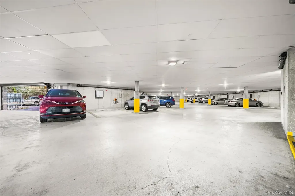 1207 Round Pointe Drive Haverstraw NY 10927