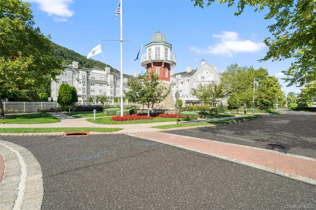 1207 Round Pointe Drive Haverstraw NY 10927