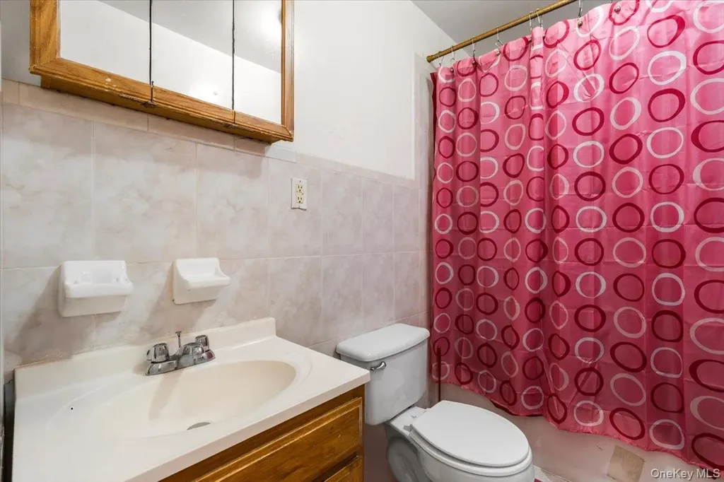 1827 Patterson Avenue Bronx NY 10473