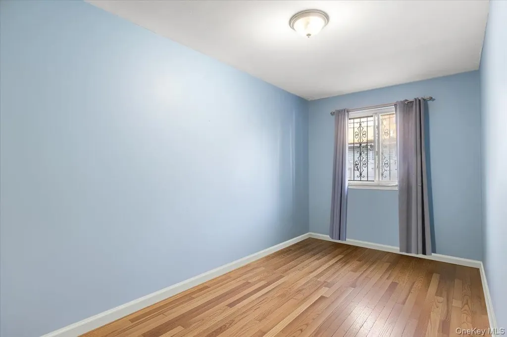 1827 Patterson Avenue Bronx NY 10473