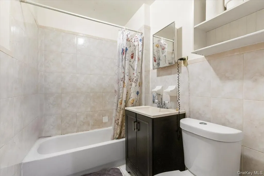 1827 Patterson Avenue Bronx NY 10473