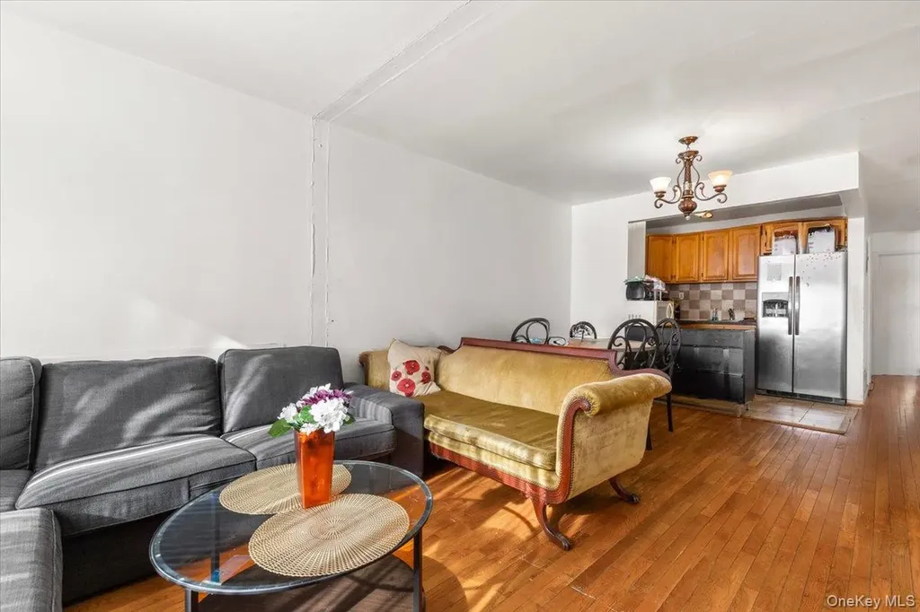 1827 Patterson Avenue Bronx NY 10473