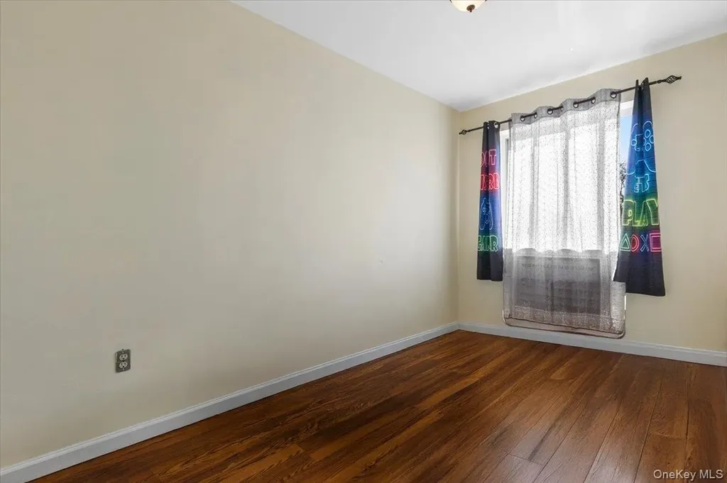1827 Patterson Avenue Bronx NY 10473