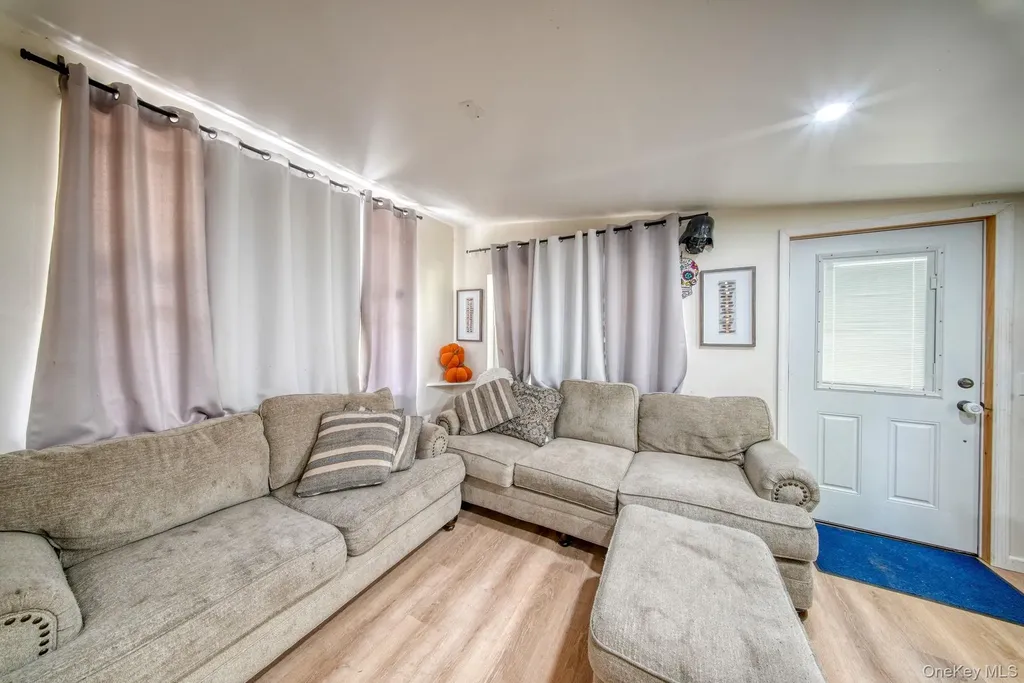 16 Illing Drive Woodbourne NY 12788
