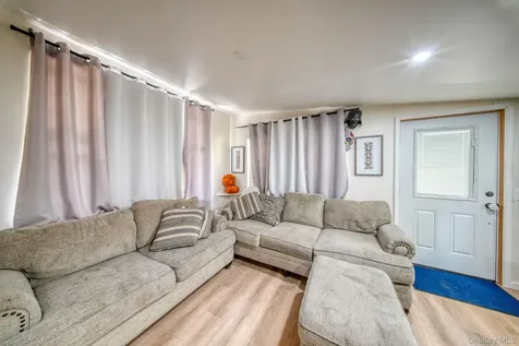 16 Illing Drive Woodbourne NY 12788