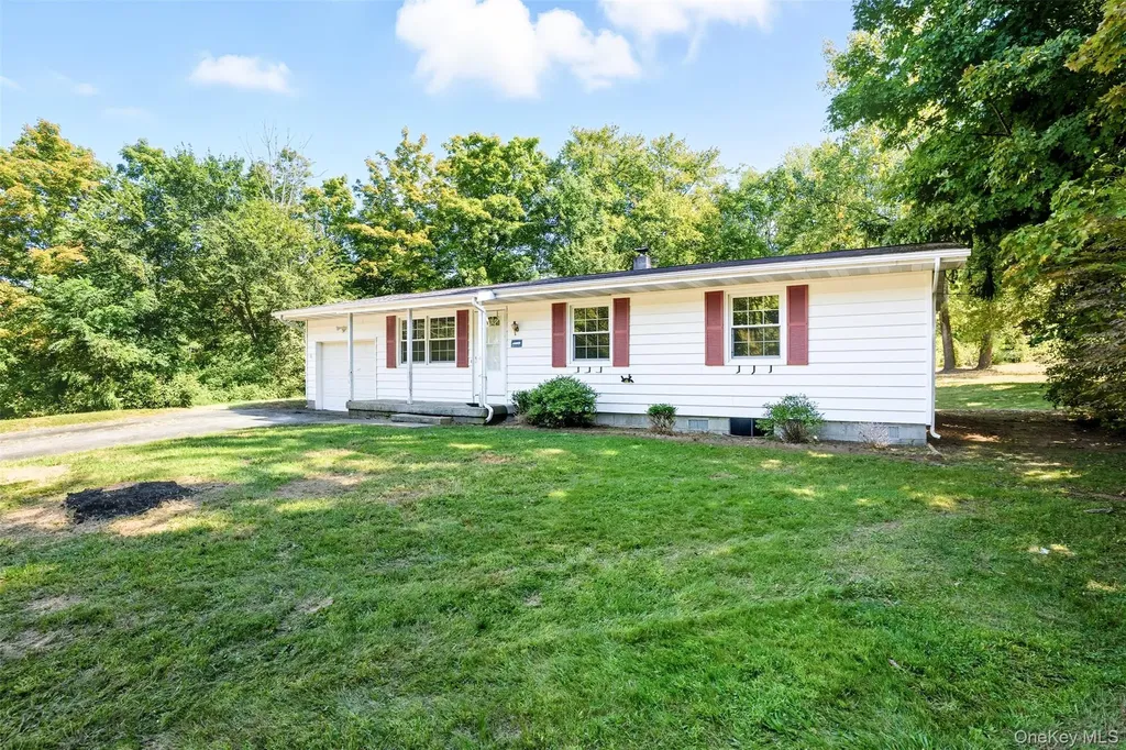 38 Marshall Road Hyde Park NY 12538