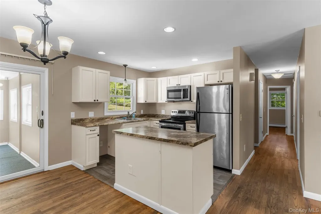 38 Marshall Road Hyde Park NY 12538