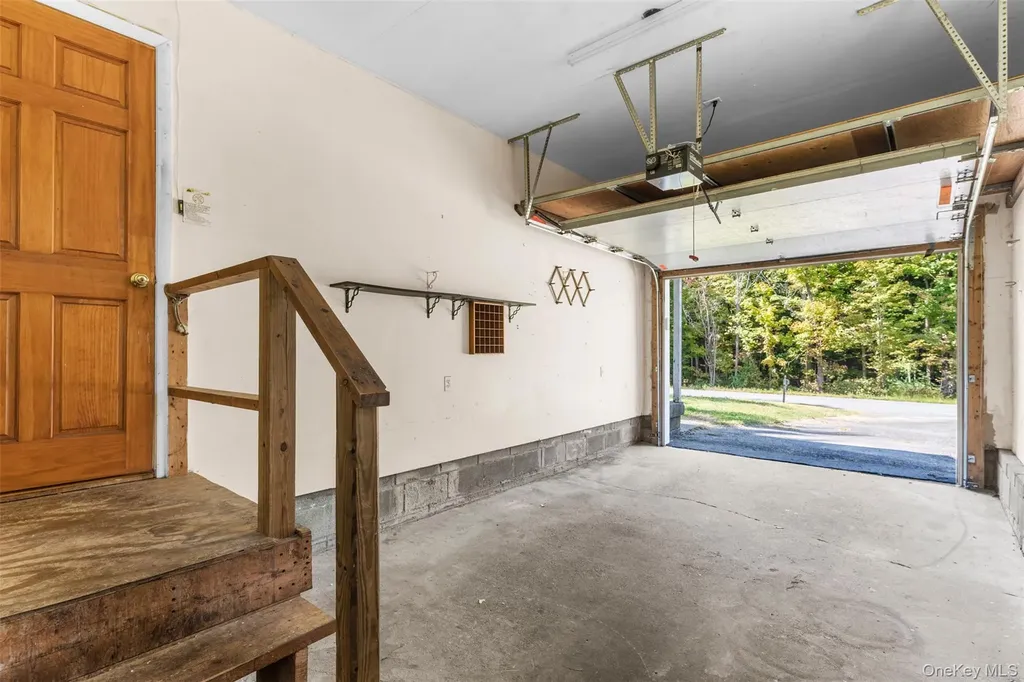 38 Marshall Road Hyde Park NY 12538