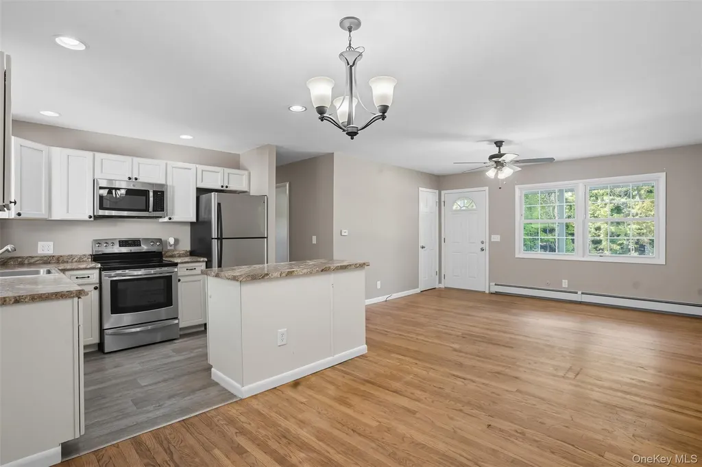 38 Marshall Road Hyde Park NY 12538