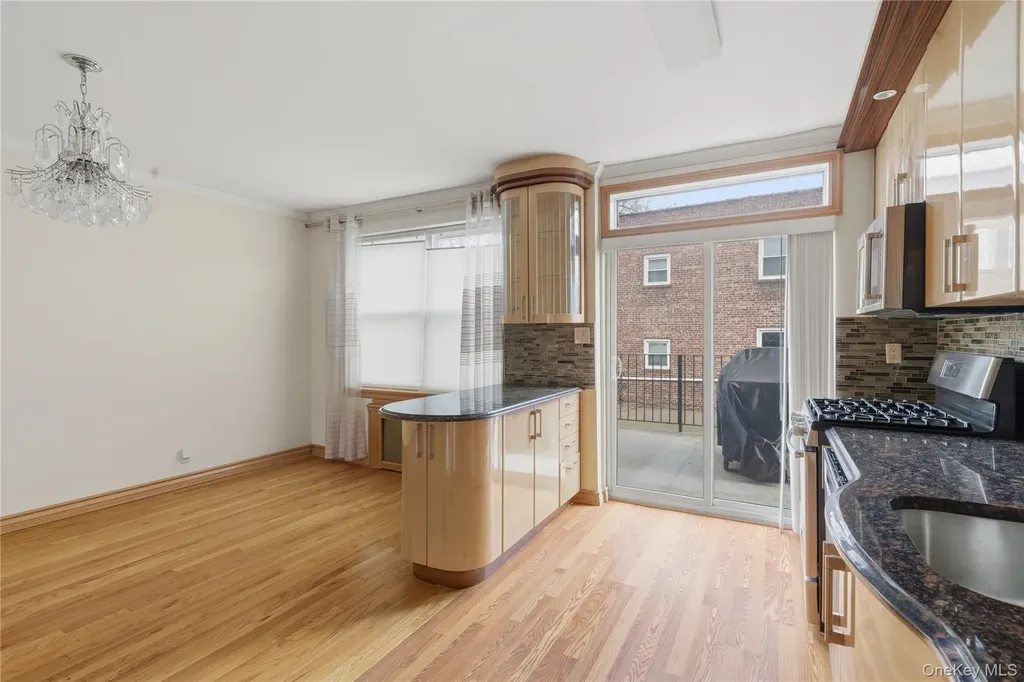 7285 Yellowstone Boulevard Forest Hills NY 11375